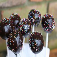 Dark Chocolate Cake Pops Recipe - (4.4/5)_image