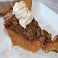 Sweet potato pie with ginger streusel image