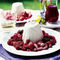 Cheesecake bombe with summer fruits_image