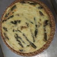 Easy Salmon and Asparagus Quiche_image