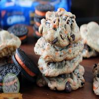 Halloween Oreo Chocolate Chip Pudding Cookies Recipe - (4.3/5)_image
