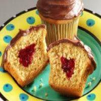 Peanut Butter & Jelly Cupcakes_image