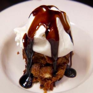Jack and Cola Bread Pudding with Whiskey Ice Cream_image