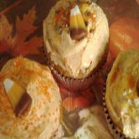 Pumpkin Cupcakes w/pumpkin mousse frosting_image