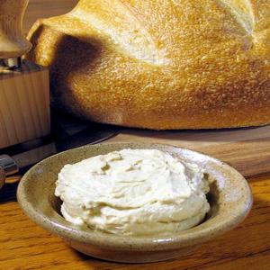 Buttery Garlic Topper_image