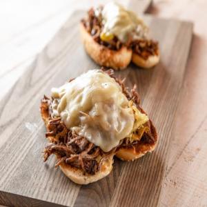 Slow-Cooker Drip Beef Sandwiches_image