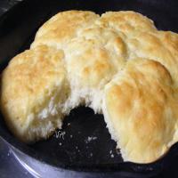 Big, Fluffy Buttermilk Biscuits Recipe - (4.2/5)_image