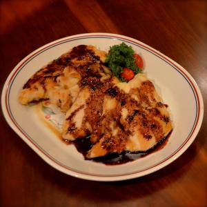 Pan-Seared Chicken with Apple-Red Wine Sauce image