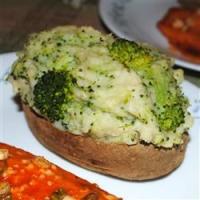 Parmesan and Broccoli Stuffed Potatoes_image
