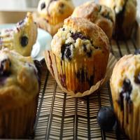 The Ritz-Carlton's Blueberry Muffins_image
