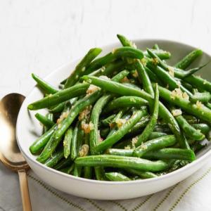 Sauteed Green Beans with Shallots and Garlic_image