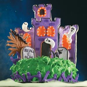 Haunted Castle Cake_image