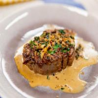 Pan Roasted Filet Mignon with Green Peppercorns_image