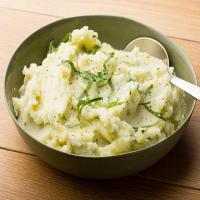 Mashed Potatoes with Olive Oil and Herbs_image