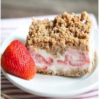 Frozen Strawberry Crunch Cake Recipe - (4.7/5) image