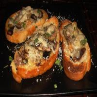 Mushroom-Garlic Bread_image