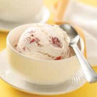 Contest-Winning Strawberry Cheesecake Ice Cream_image