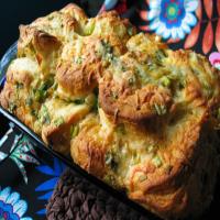 Zesty Cheese Biscuit Loaf_image