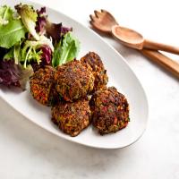 Quinoa and Vegetable Burgers With Asian Flavors_image