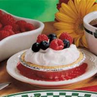 Yogurt Berry Pies_image