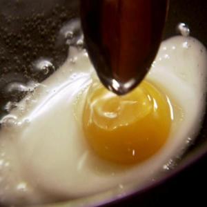 Perfect Fried Egg - Tutorial image