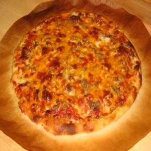 Amazing Thin Crust Pizza Recipe - Food.com_image