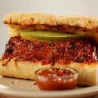 Smoky BBQ Riburger on Cheesy Garlic Bread_image