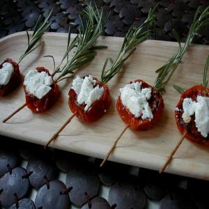 Oven Roasted Tomatoes With Goat Cheese_image