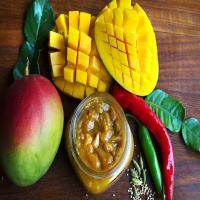 Spiced Mango Chutney With Chiles_image