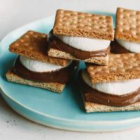 Air Fryer S'mores image