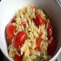 Dinner Tonight: Orzo with Cherry Tomatoes, Capers, and Lemon Recipe_image