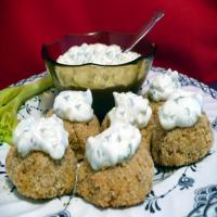 Crab Cakes With Herbed Mayonnaise_image