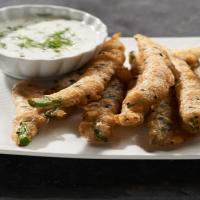 Green Bean Fries with Buttermilk Dipping Sauce Recipe - (4.4/5)_image