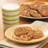 Chewy Apple Oatmeal Cookies image