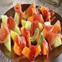 Prosciutto with Fresh Fruit_image