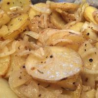 Candie's Easy Potato and Onion Dish image