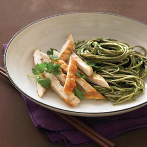 Sauteed Chicken with Herbed Soba_image