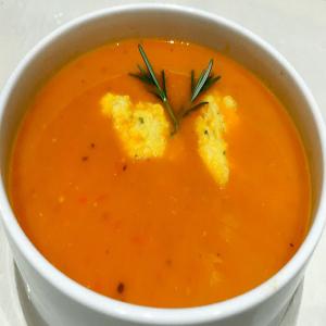 Tomato and polenta dumplings soup image