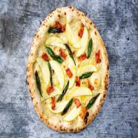 Apple, Bacon, Sage & Cheddar Pizza_image