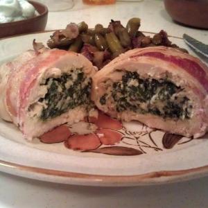 Bacon-Wrapped Chicken Stuffed with Spinach and Ricotta_image