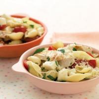 Shells with Grilled Chicken and Mozzarella image