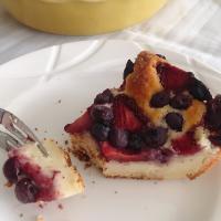 Ricotta Berry Cake image