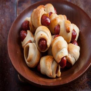 Little Red Smokies Mini Pigs In A Blanket Recipe_image