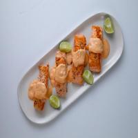 Seared Salmon with Spicy Red Pepper Aioli_image