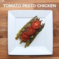 Tomato Pesto Parchment-baked Chicken Recipe by Tasty image