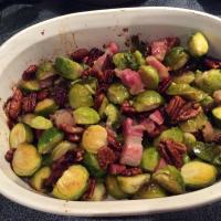 Pancetta Brussels Sprouts with Caramelized Pecans_image