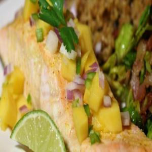 Curry Salmon with Mango Recipe_image