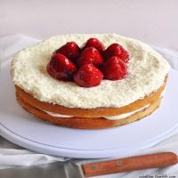 Strawberry & White Chocolate Cream Cake Recipe - (4.5/5)_image