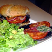 Ww 4 Points - Grilled Portobello Burger With Basil Mayo image