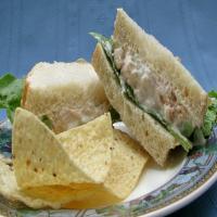 Easy Chicken Salad Sandwich_image